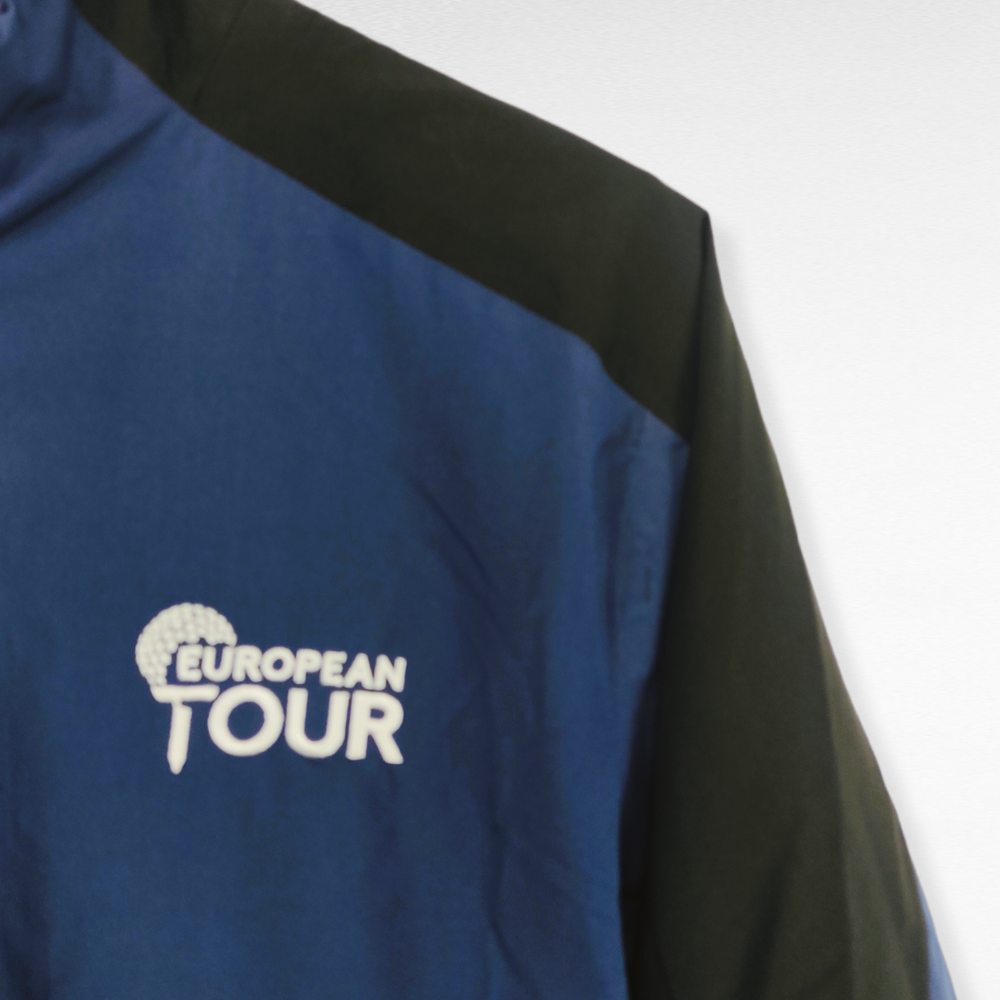 
                  
                    Veste de survêtement CALLAWAY Taille S
                  
                