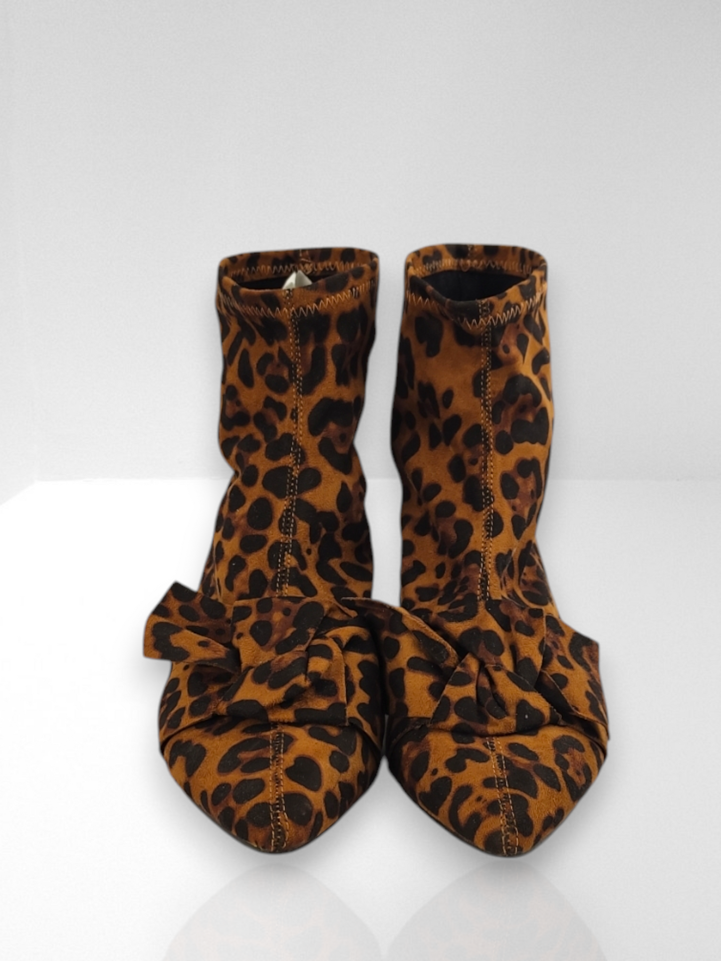 LOCAL women's leopard boots Size 41